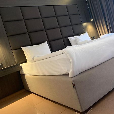 Hotel Kosta'S Ποντγορίτσα Εξωτερικό φωτογραφία