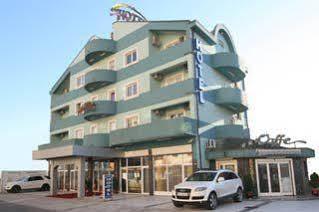 Hotel Kosta'S Ποντγορίτσα Εξωτερικό φωτογραφία
