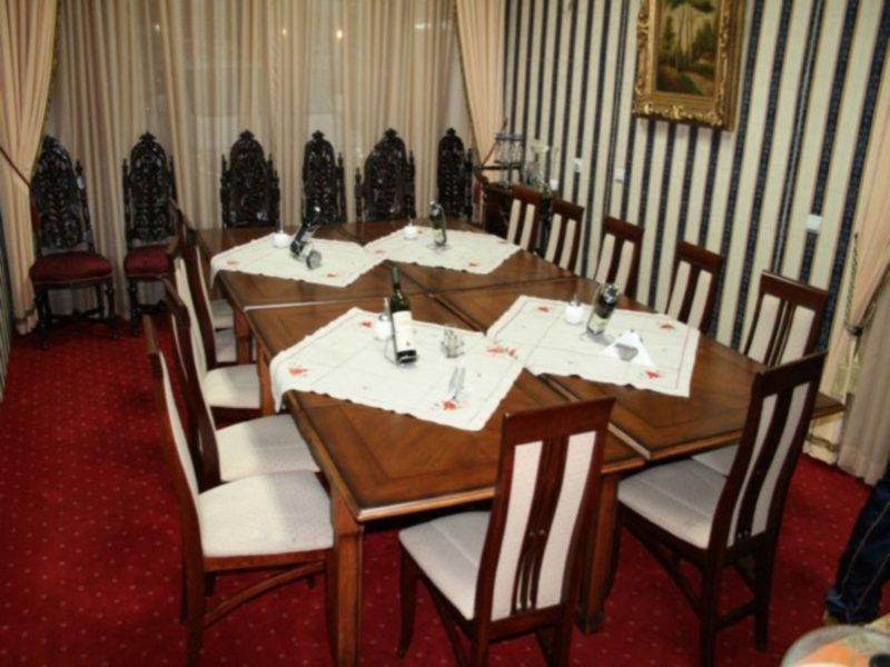 Hotel Kosta'S Ποντγορίτσα Εξωτερικό φωτογραφία